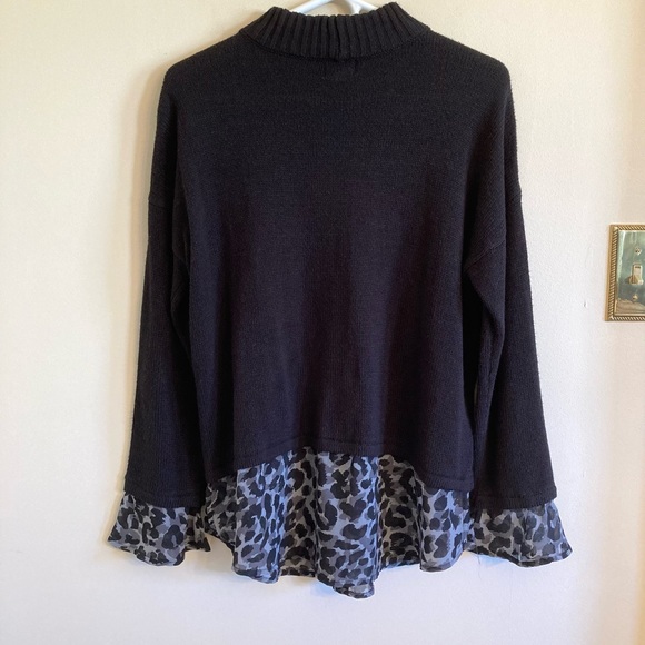 Worthington Sweater - Picture 2 of 7